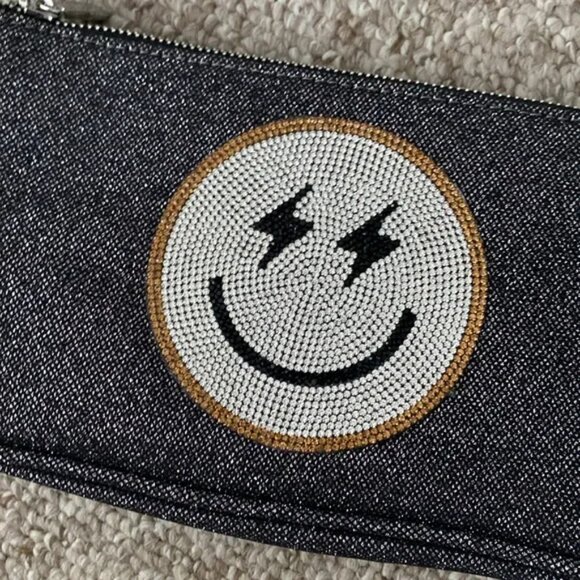 NWT Smiley Emoji Face designed in London Handbag by Skinnydip - Picture 2 of 8